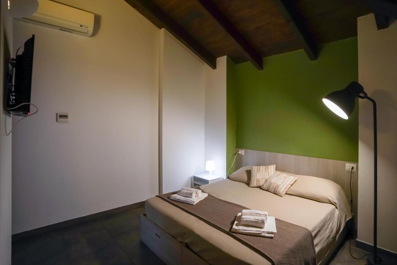 Bnbook Residence Matteotti Novara Exterior foto