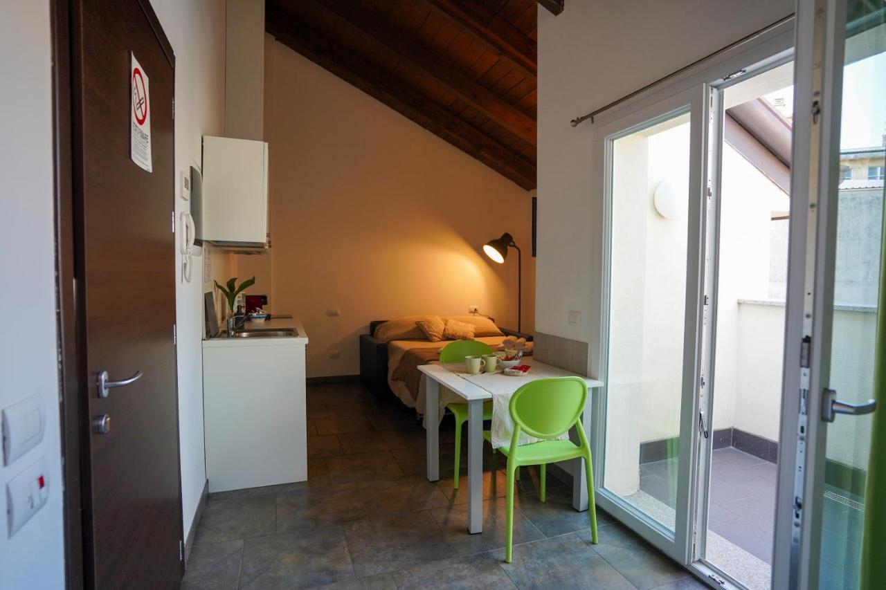 Bnbook Residence Matteotti Novara Exterior foto